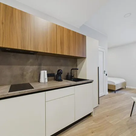 Minimalist In Old Town דירה